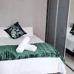No Power Outages, Self Check In Private Apartment